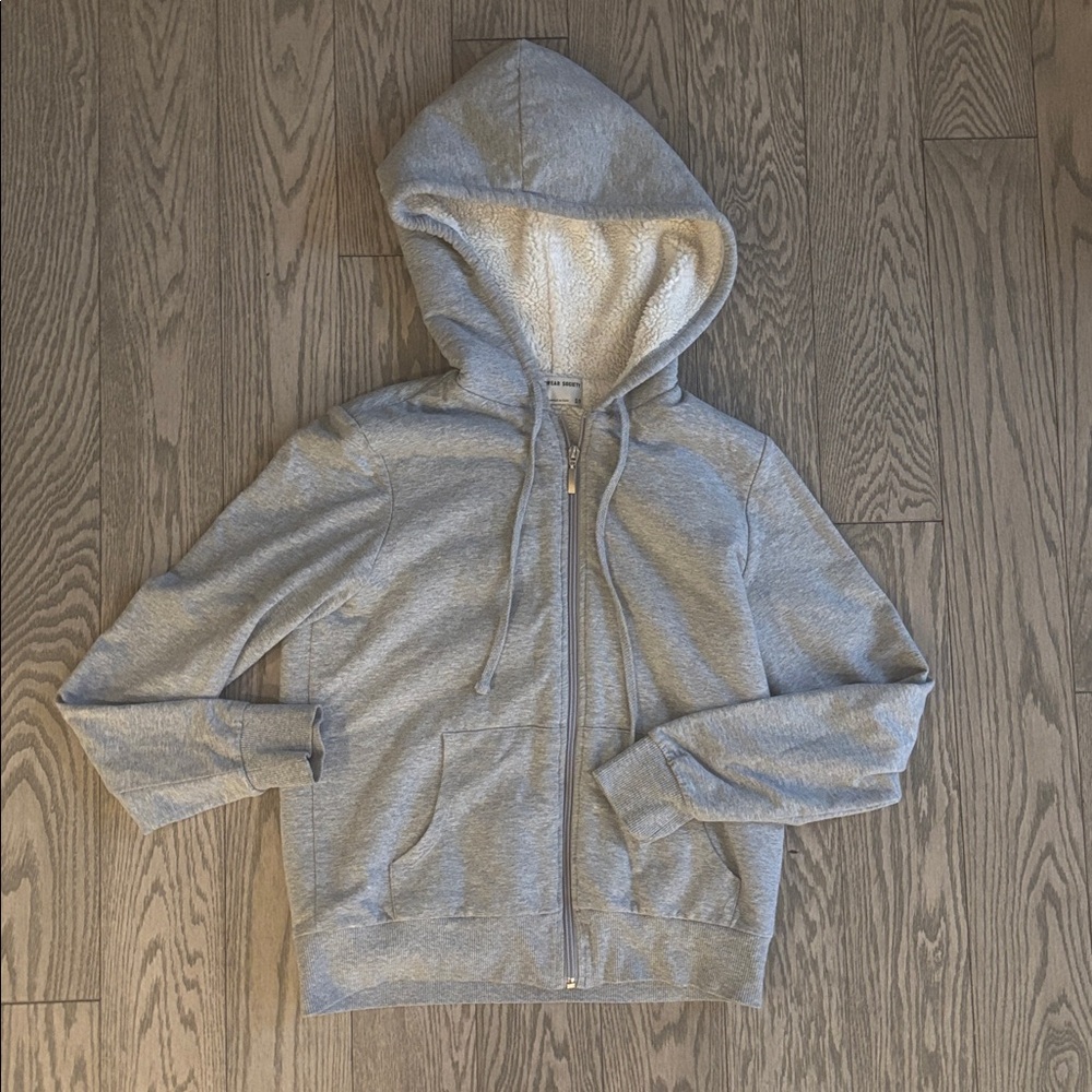 Streetwear Sweater🤍